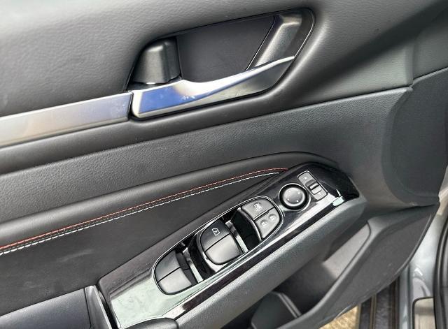 2023 Nissan Altima SR FWD