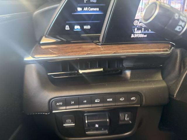 2023 Cadillac Escalade 4WD Sport Platinum