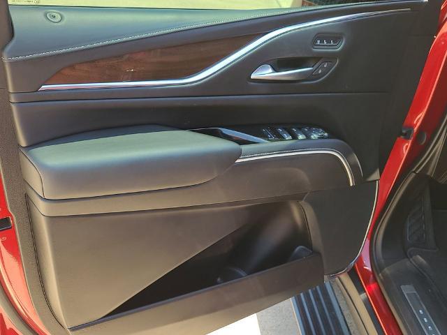 2023 Cadillac Escalade 4WD Sport Platinum