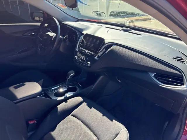 2024 Chevrolet Malibu FWD RS