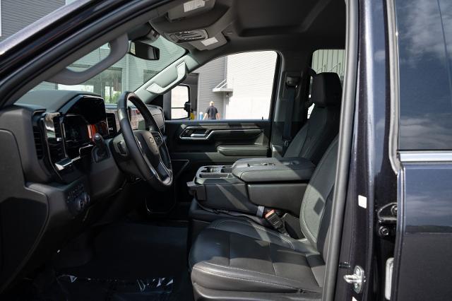 2024 Chevrolet Silverado 2500HD 4WD Crew Cab Standard Bed LTZ