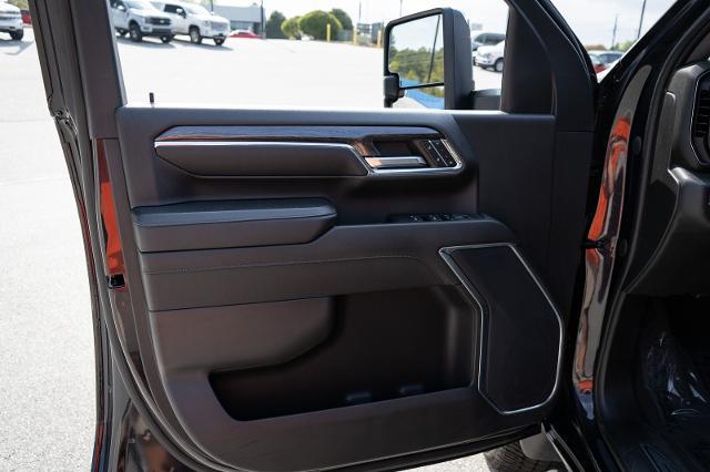 2024 Chevrolet Silverado 2500HD 4WD Crew Cab Standard Bed LTZ