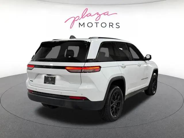 2024 Jeep Grand Cherokee Altitude 4x4