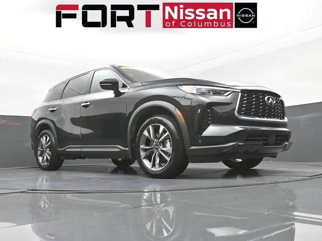 2023 INFINITI QX60 LUXE