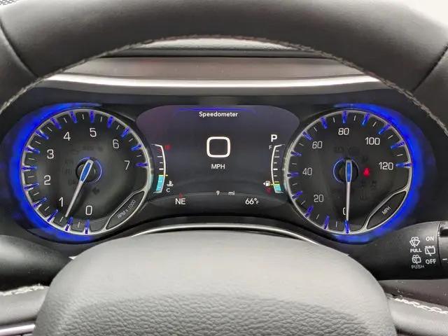 2026 Chrysler Voyager LX