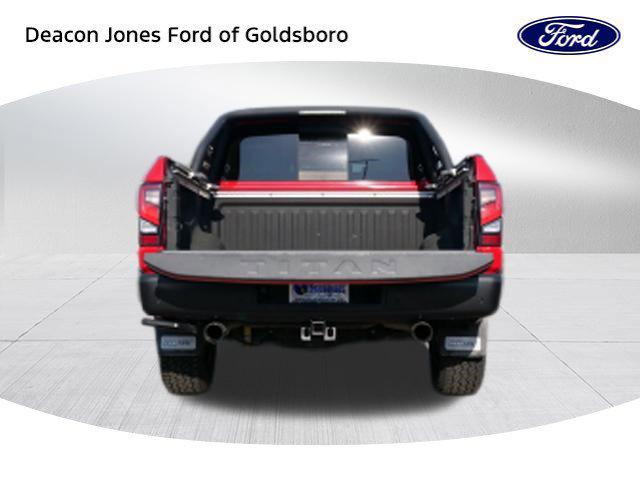2021 Nissan Titan Crew Cab PRO-4X 4x4