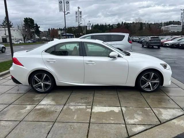 2017 Lexus IS 200t IS Turbo