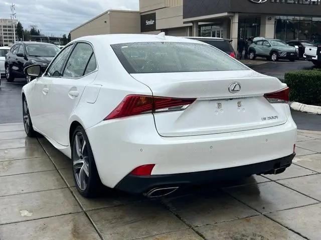 2017 Lexus IS 200t IS Turbo