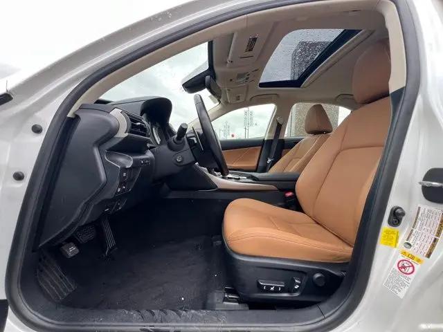 2017 Lexus IS 200t IS Turbo