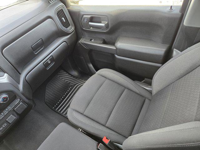 2025 Chevrolet Silverado 1500 2WD Crew Cab Short Bed Custom