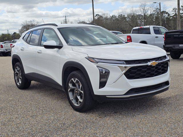 2025 Chevrolet Trax FWD LT