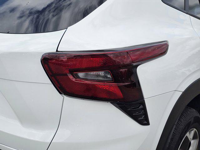 2025 Chevrolet Trax FWD LT