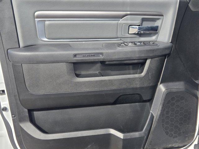 2023 Ram 1500 Classic SLT Crew Cab 4x4 5'7" Box