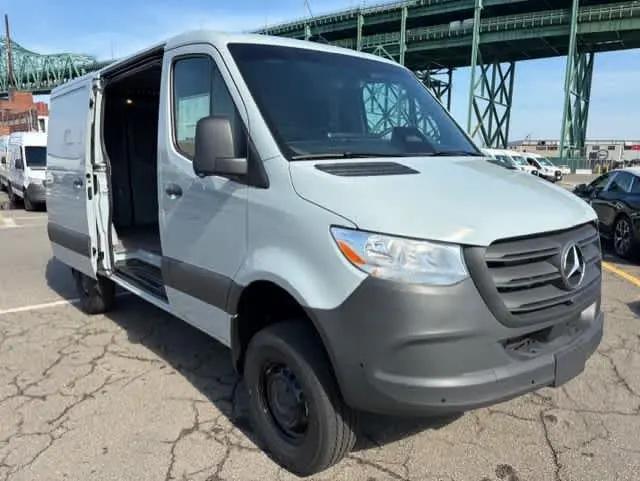 2026 Mercedes-Benz Sprinter 2500 Standard Roof 4-Cyl Diesel HO