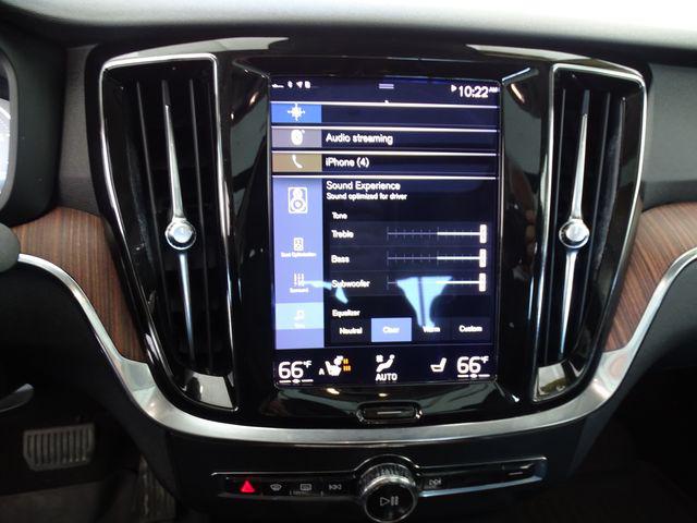 2022 Volvo S60 B5 Momentum