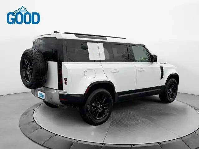 2025 Land Rover Defender 110 P300