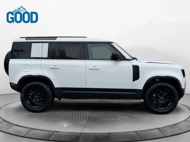 2025 Land Rover Defender 110 P300