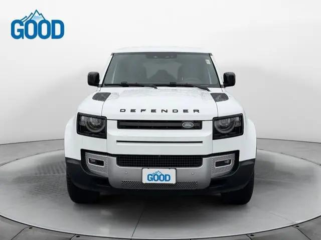 2025 Land Rover Defender 110 P300