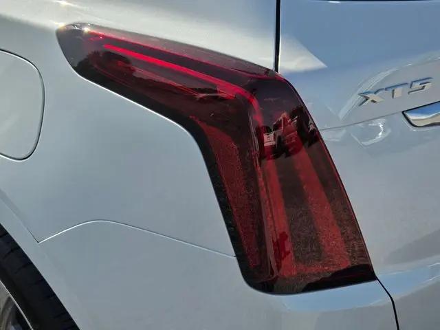 2026 Cadillac XT5 Premium Luxury FWD