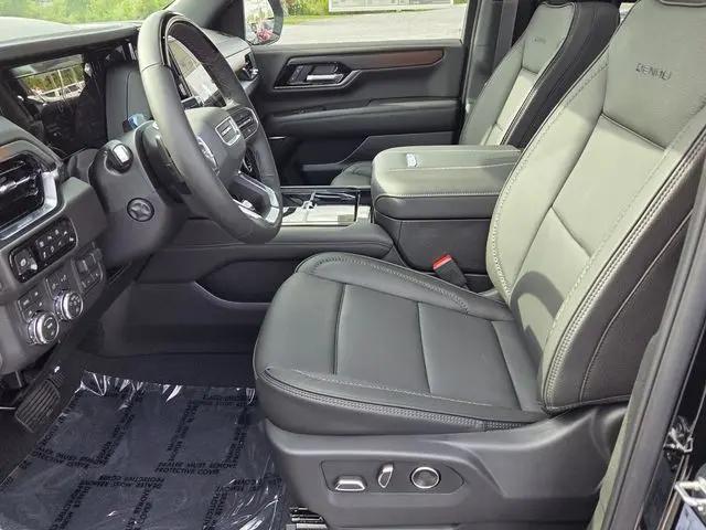 2026 GMC Yukon XL 4WD Denali