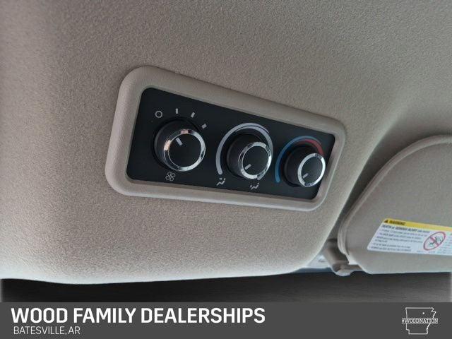 2025 Chevrolet Express Passenger RWD 3500 Extended Wheelbase LS