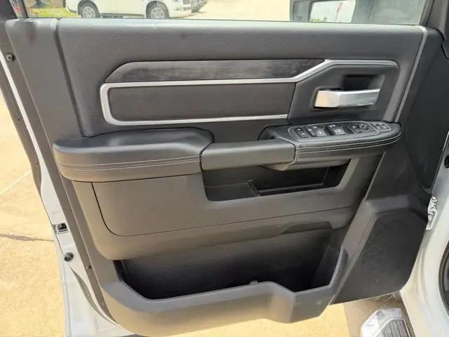 2024 Ram 2500 Big Horn Crew Cab 4x4 6'4" Box