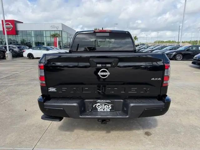 2026 Nissan Frontier Crew Cab SV 4x4