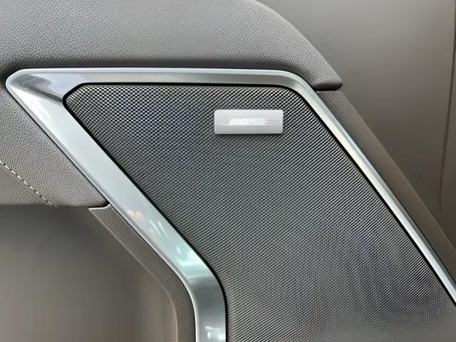 2026 Chevrolet Silverado 1500 4WD Crew Cab Short Bed LTZ