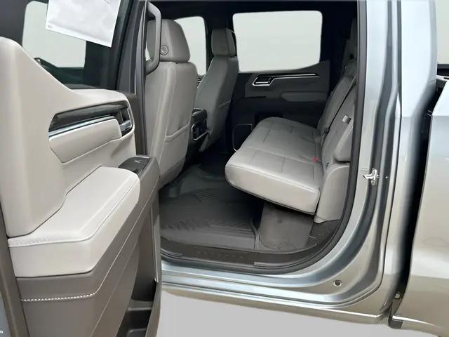 2026 Chevrolet Silverado 1500 4WD Crew Cab Short Bed LTZ
