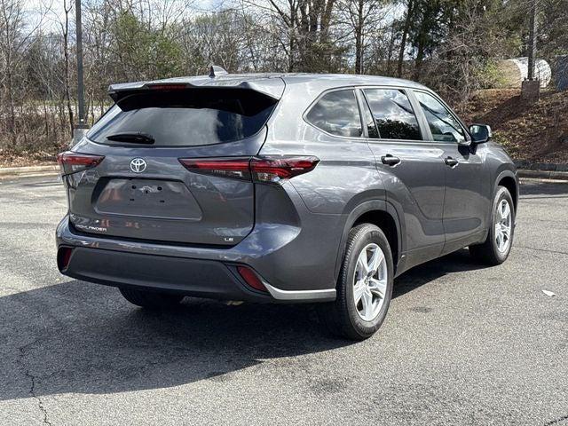 2025 Toyota Highlander LE