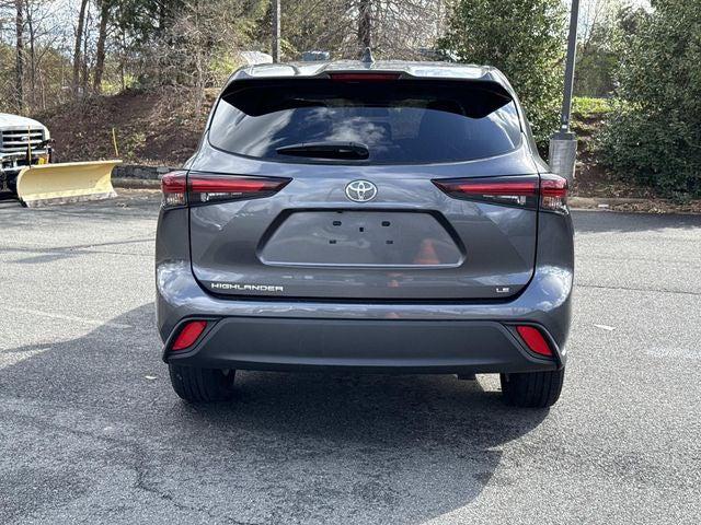 2025 Toyota Highlander LE