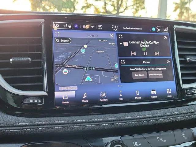 2024 Chrysler Pacifica Hybrid Select