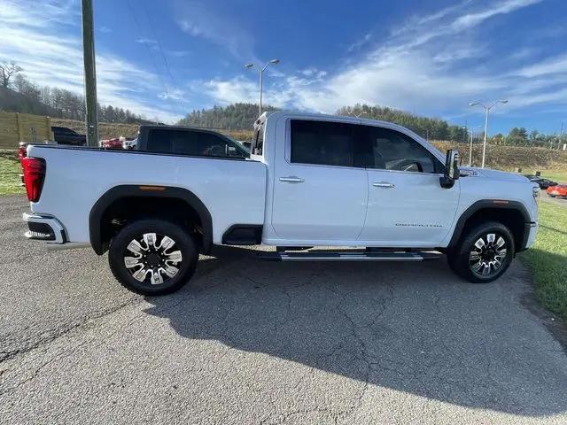 2026 GMC Sierra 2500HD Crew Cab, Standard Bed, Denali, 4WD