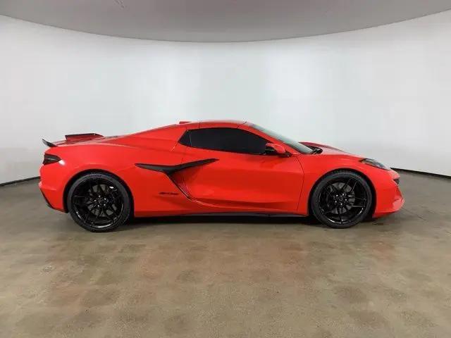 2025 Chevrolet Corvette Z06 RWD Convertible 2LZ