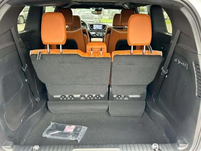 2026 Chrysler Pacifica Pinnacle