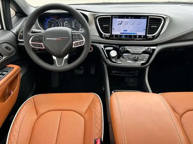 2026 Chrysler Pacifica Pinnacle