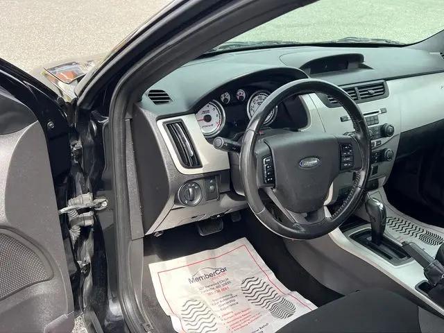 2009 Ford Focus SES