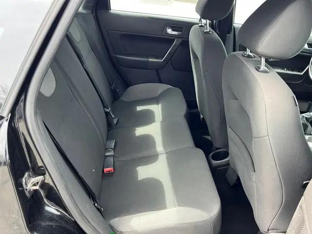 2009 Ford Focus SES