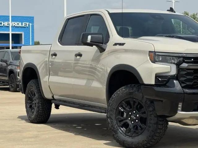 2026 Chevrolet Silverado 1500 4WD Crew Cab Short Bed ZR2