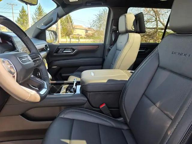 2026 GMC Yukon 4WD Denali