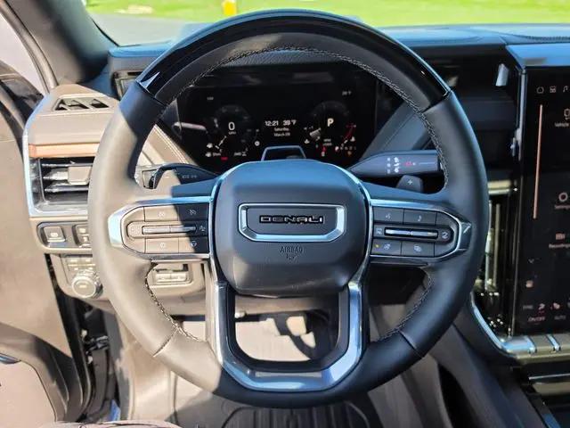 2026 GMC Yukon 4WD Denali