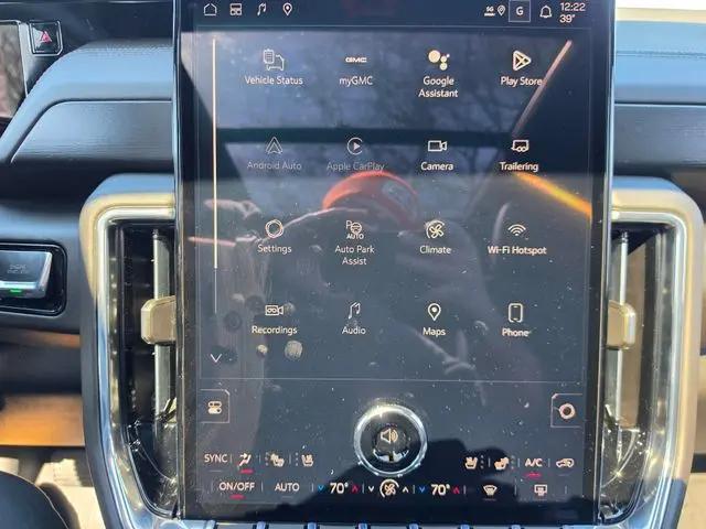 2026 GMC Yukon 4WD Denali