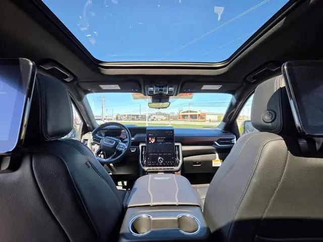 2026 GMC Yukon 4WD Denali
