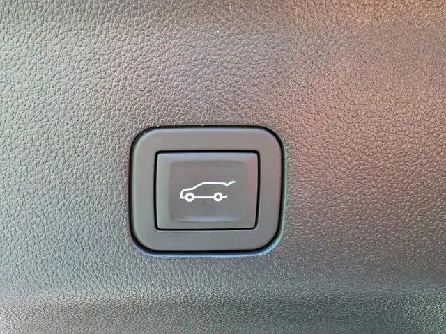 2026 GMC Yukon 4WD Denali