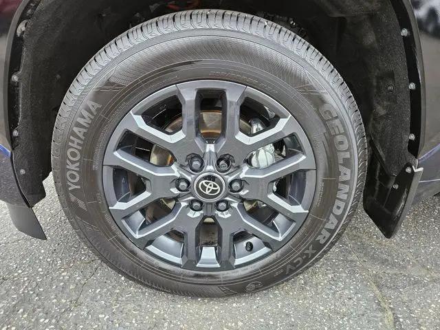 2025 Toyota Sequoia Platinum
