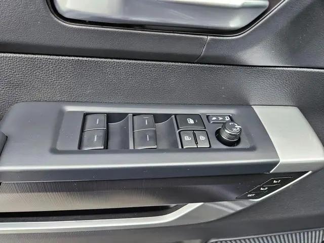 2025 Toyota Sequoia Platinum