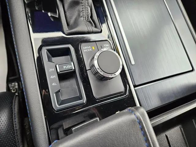 2025 Toyota Sequoia Platinum