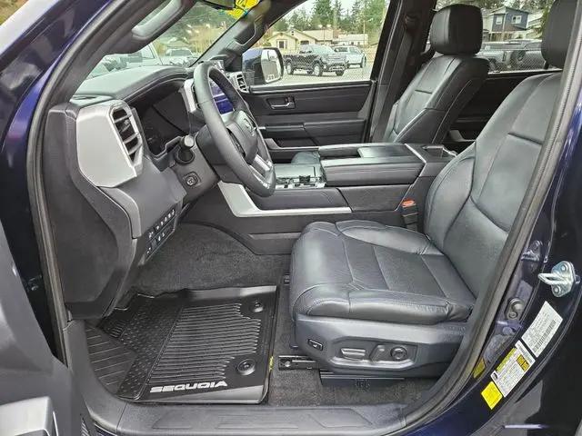 2025 Toyota Sequoia Platinum