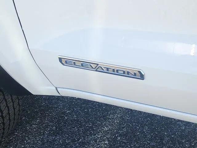 2026 GMC Canyon Elevation, RWD