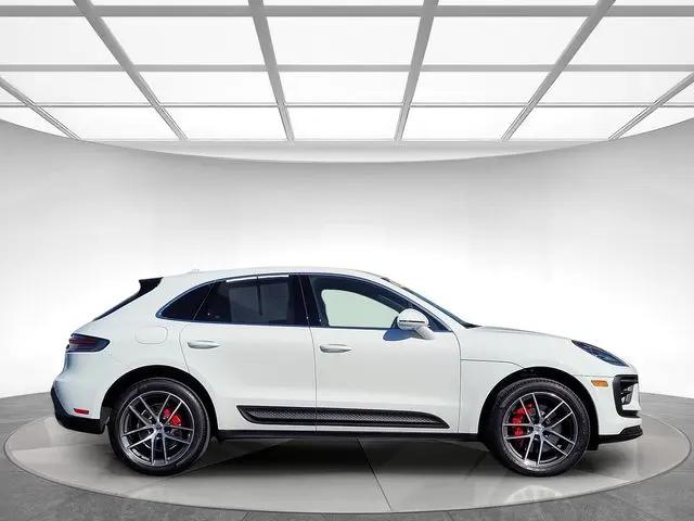 2024 Porsche Macan S